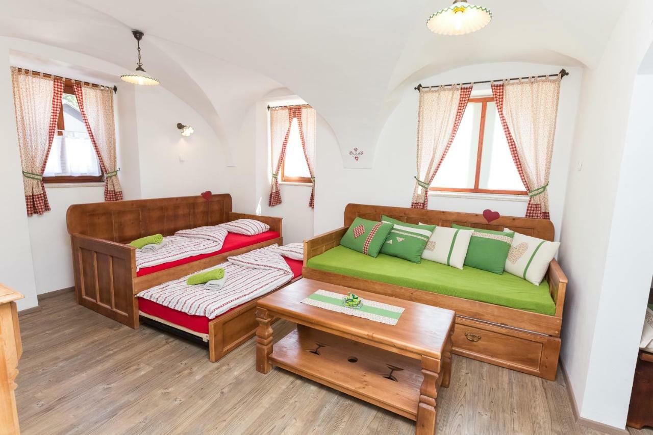 Apartments Petacova Hisa Kranjska Gora Zewnętrze zdjęcie